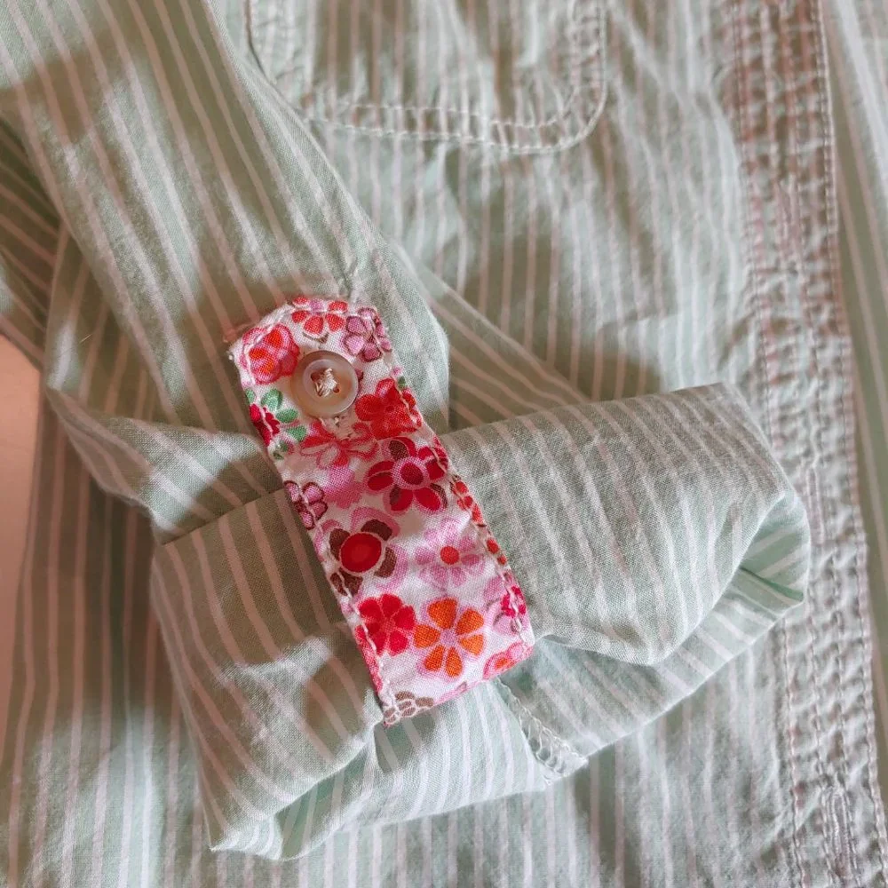 Old Navy | Light Green Oxford Stripe Shirt with Floral Trim Casual Button | M
